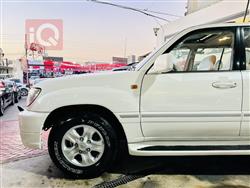 تۆیۆتا لاند کروزەر